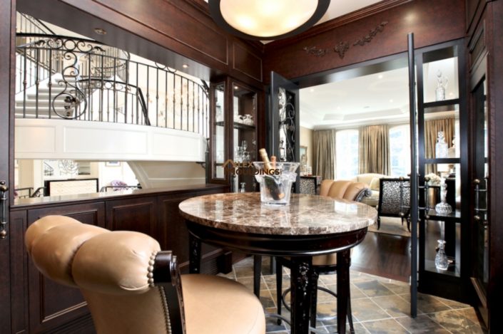 custom wood wall finishing